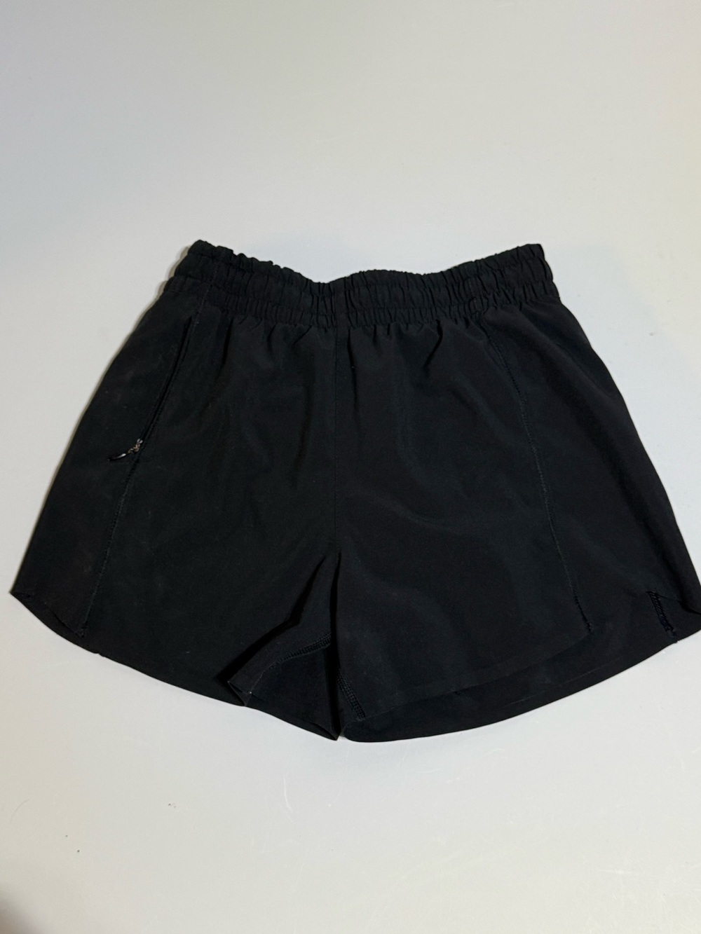 Athleta Girl Heart the Hustle 4” Active Shorts Black Size M 8-10 NWOT